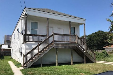 Portfolio: 30 duplexes, 5 singles, 1 four-unit in New Orleans, LA