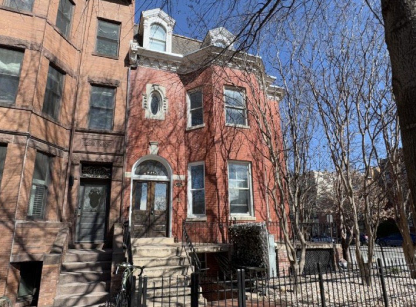 Apartment Loan located in Washington, DC